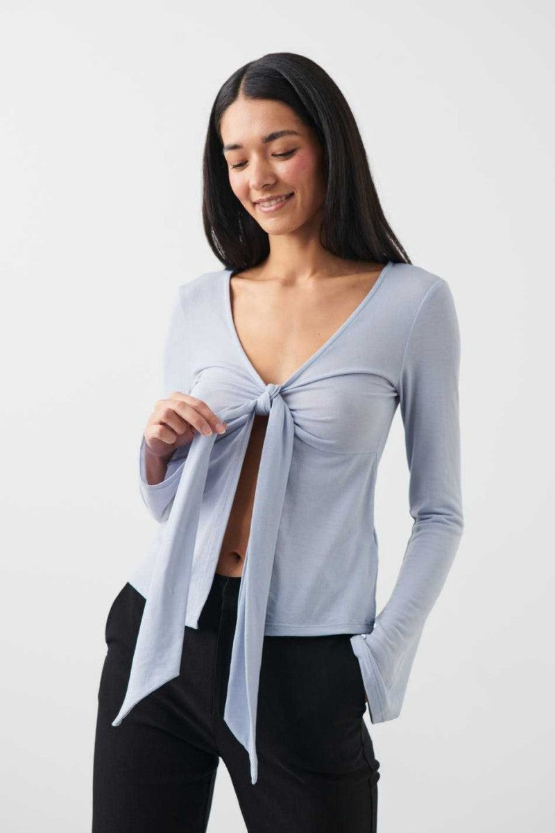 LIGHT BLUE TIE TOP
